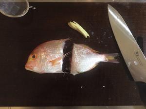 一条鲷鱼的下场（鲷鱼汤，婴儿辅食，猫粮）的做法 步骤13