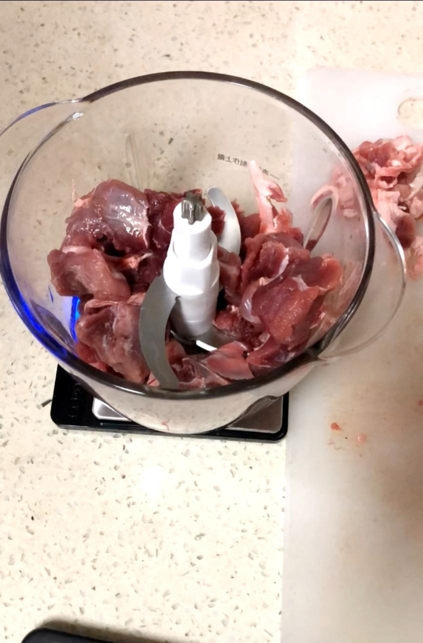 值得一做再做的多汁瘦牛肉漢堡肉餅??的做法 步驟4