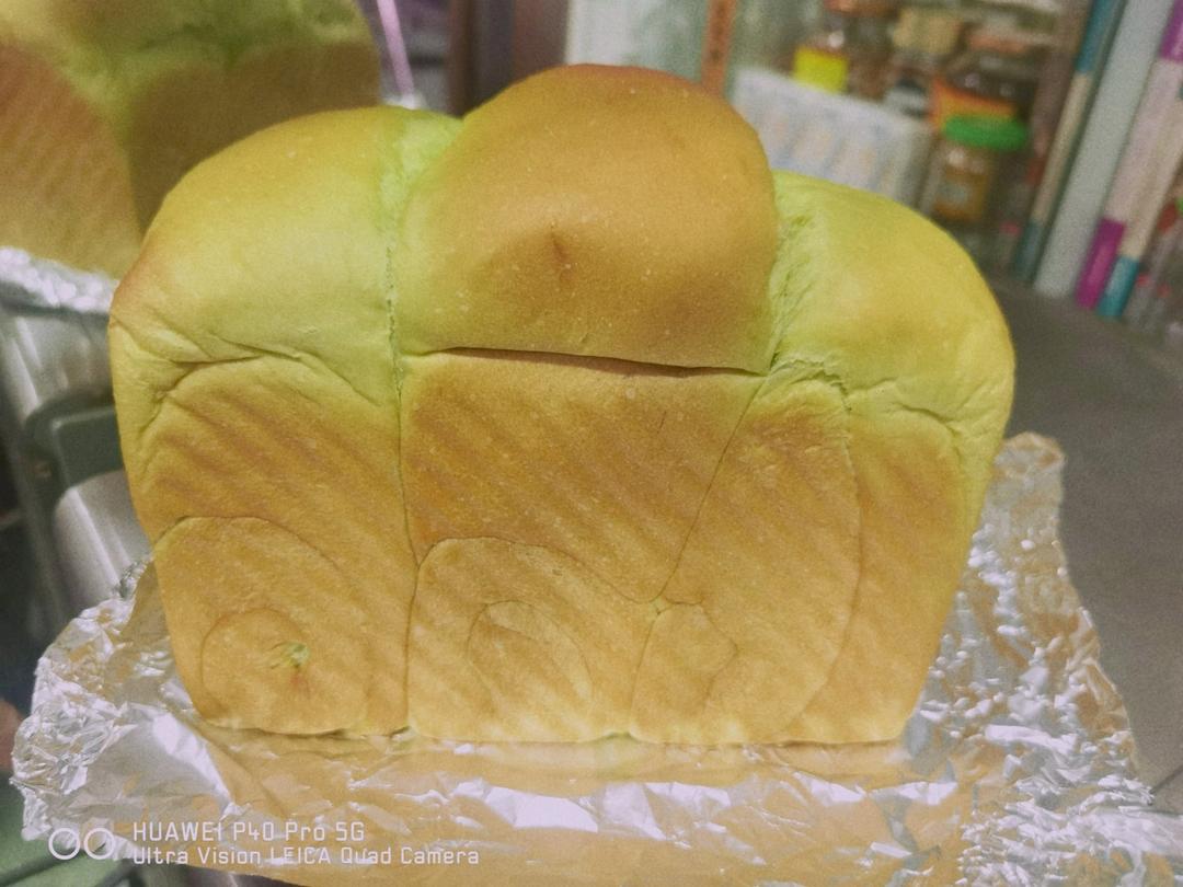 椰奶冻斑斓吐司！