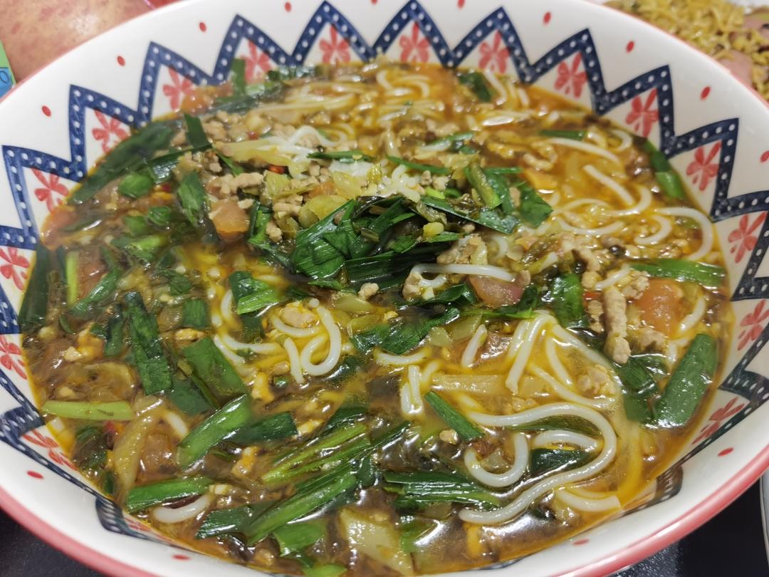 云南小锅米线的做法