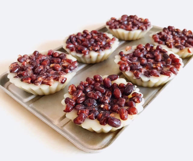 ax_1txi做的椰汁红豆钵仔糕