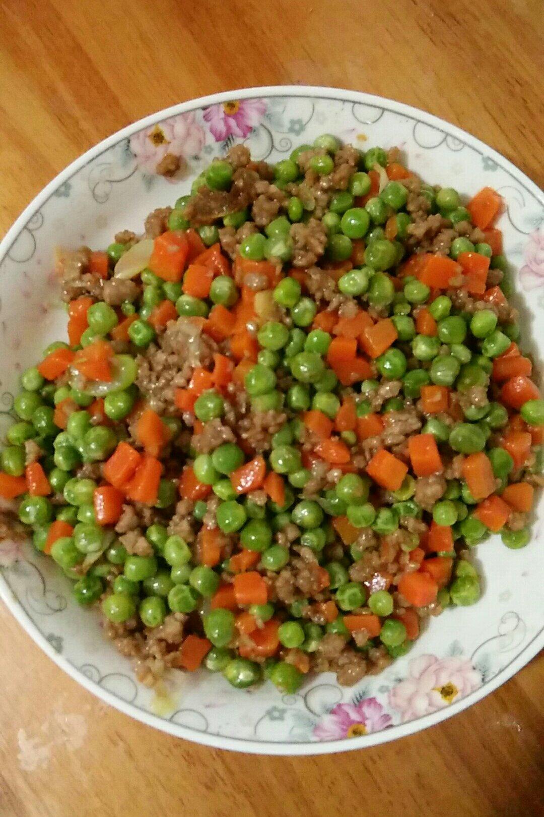 豌豆炒肉末