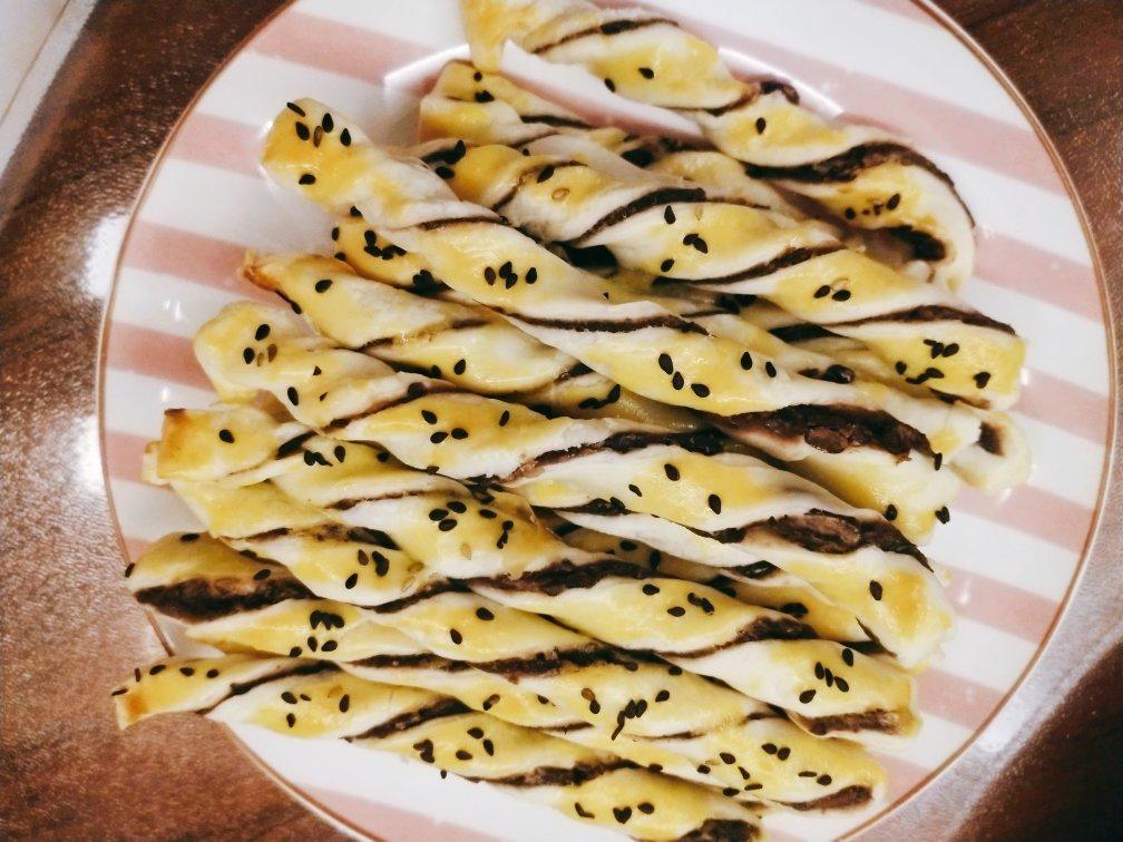 豆沙扭扭酥