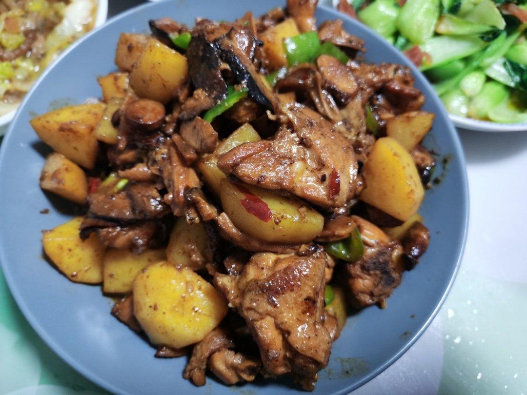 土豆鸡块（黄焖鸡）