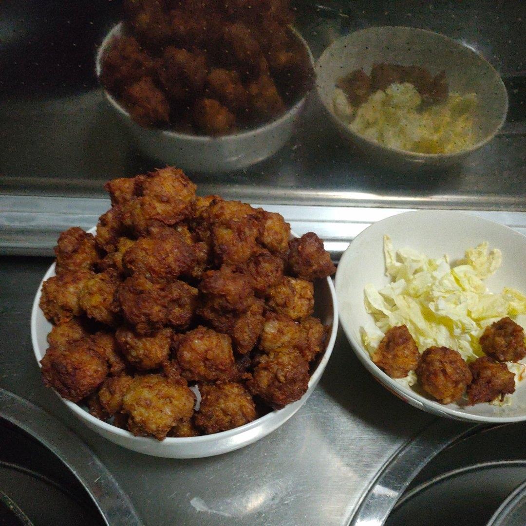 厨师长教你：“炸肉丸”的家常做法，口感和味道都不错，先收藏了