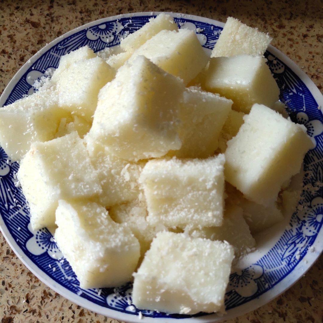 完胜85度C牛奶椰丝小方