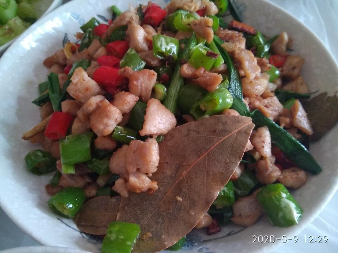 双椒兔丁（重口味江湖菜）