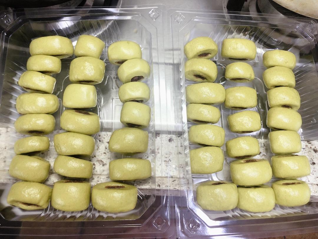 五彩奶香豆沙小馒头