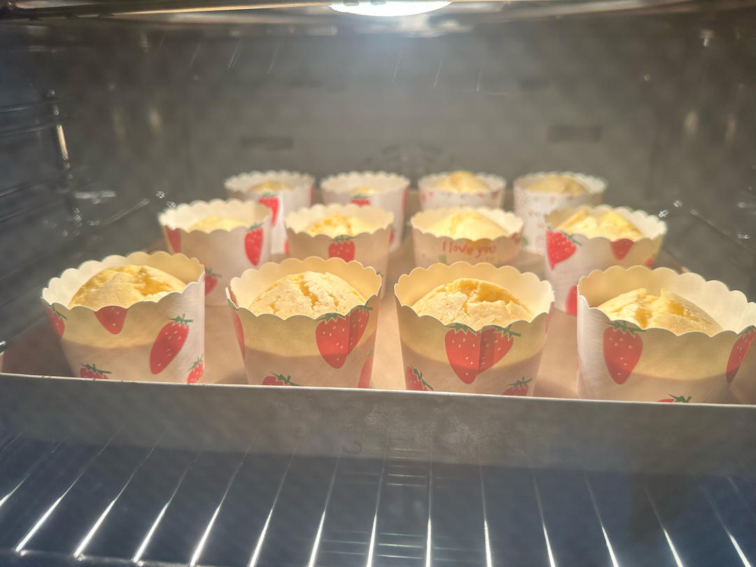 无水蜂蜜蛋糕【老式蛋糕房飘香的秘密】