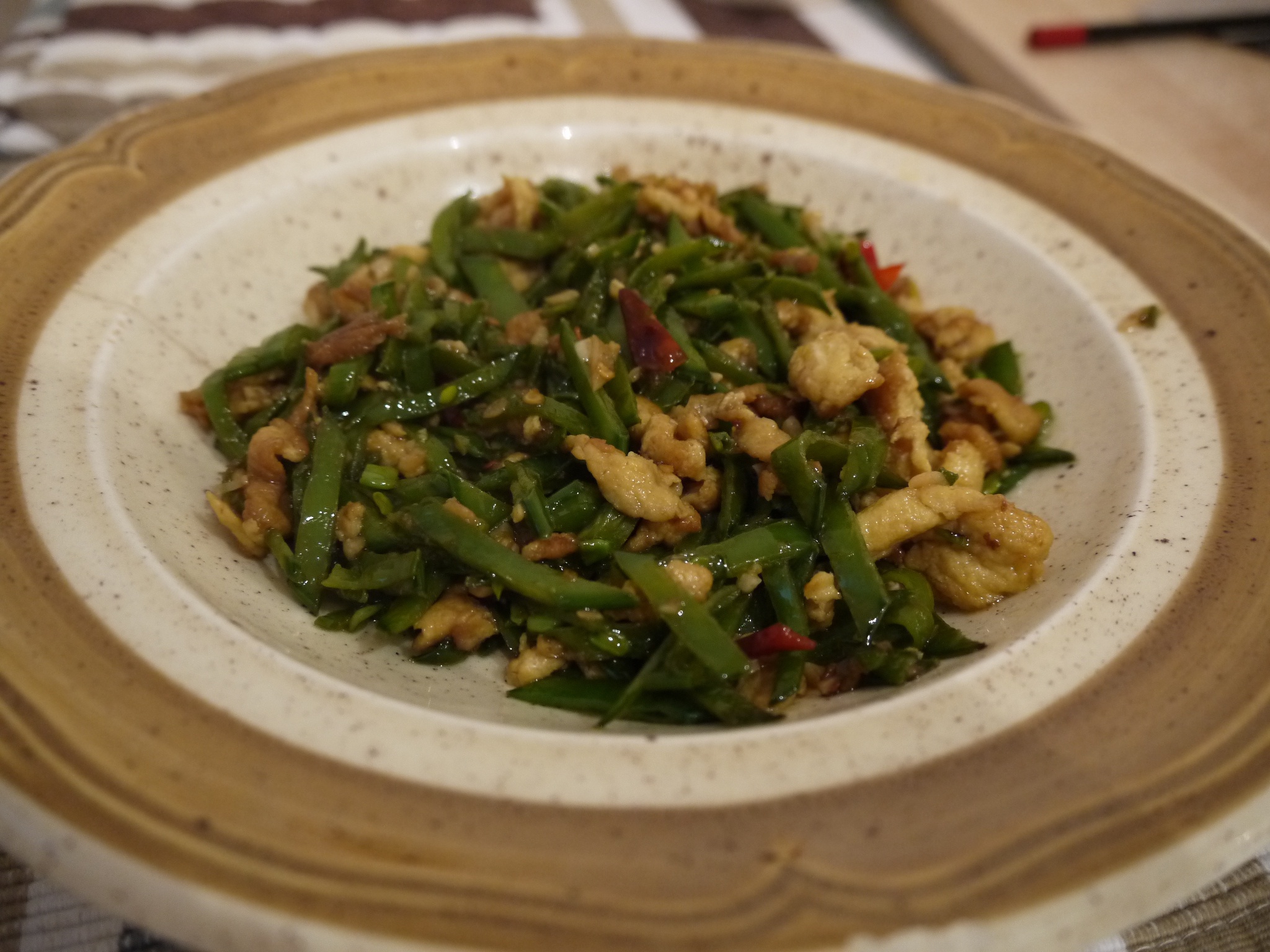 葱油培根炒蛋