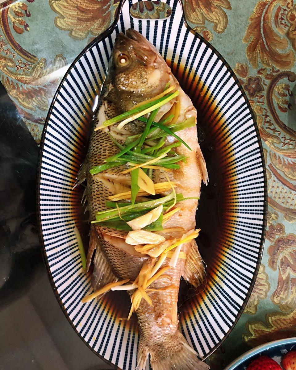 清蒸鲈鱼