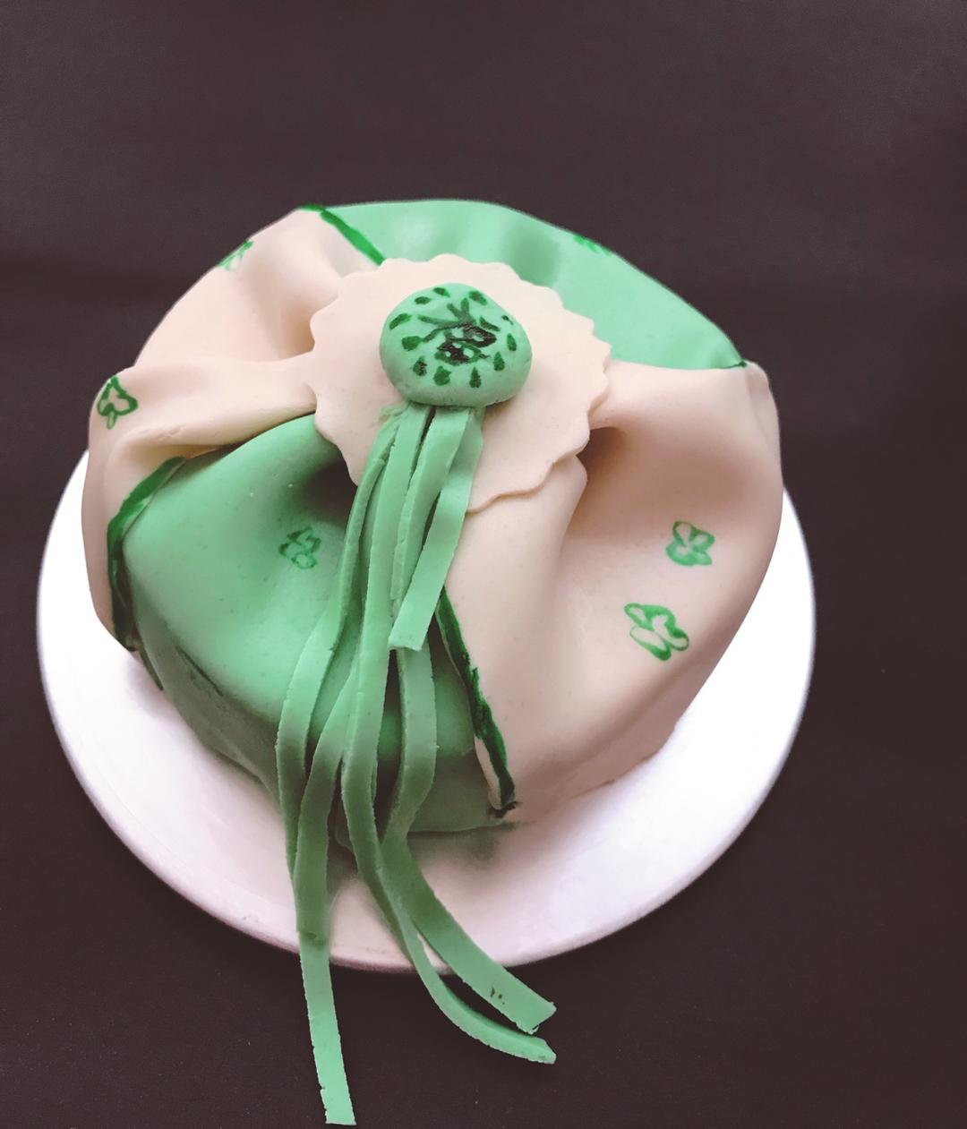 韩国流行的包袱蛋糕（福袋蛋糕）