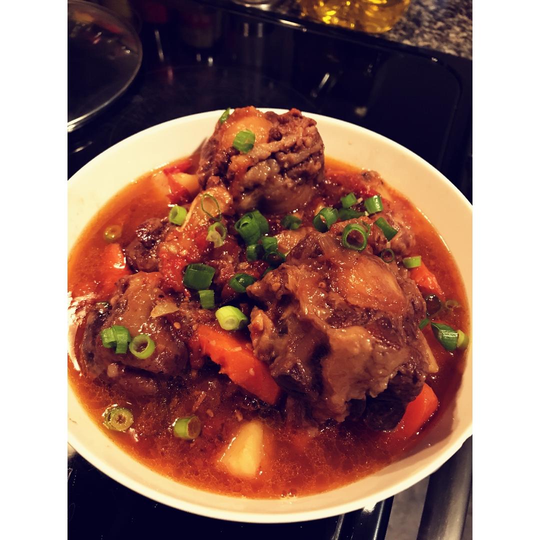 加勒比式红烩牛尾