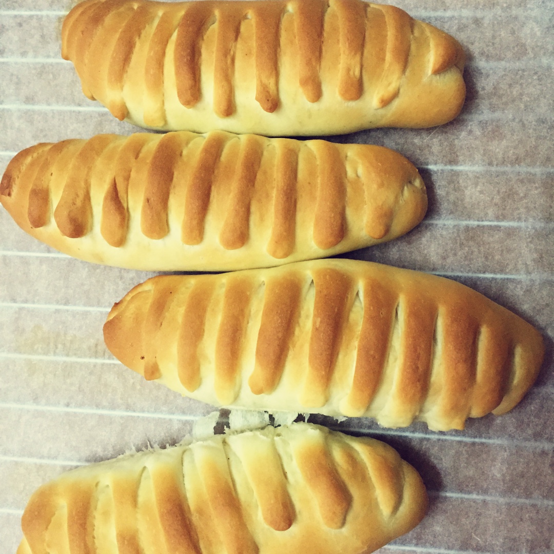 玩面团---毛毛虫面包