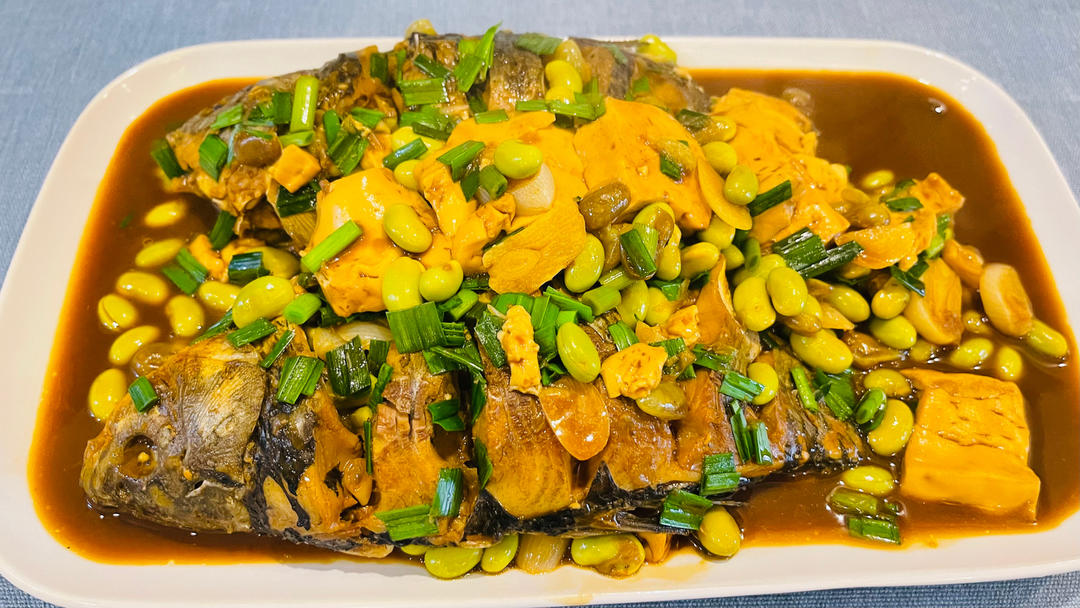 优质蛋白绝佳组合～鲫鱼炖豆腐的做法