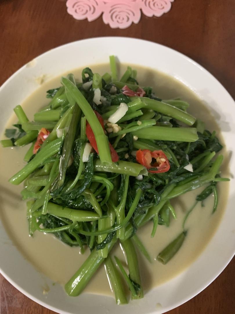 椒丝腐乳炒通菜