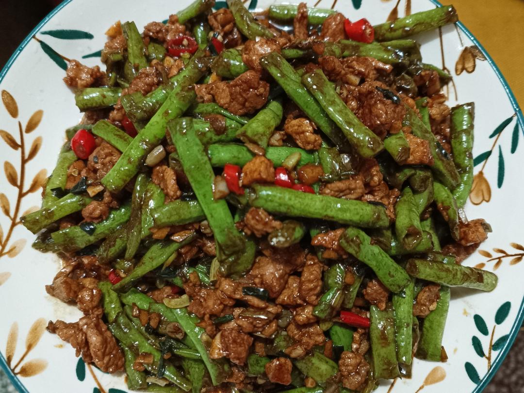 蒜苔炒肉末，三碗米饭都不够吃