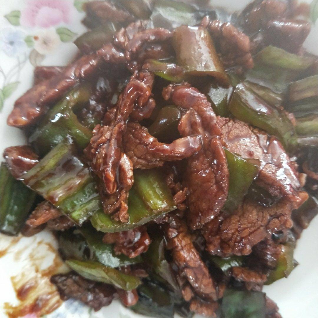 青尖椒炒肉