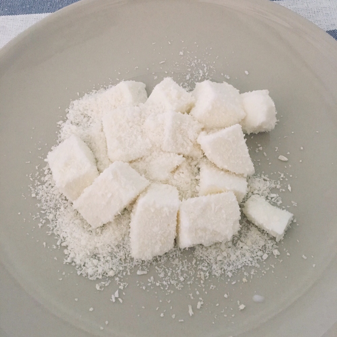 [无奶油]椰奶冻/椰丝小方