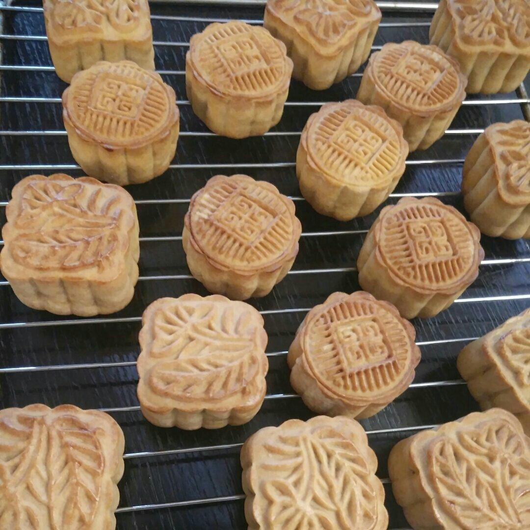 广式五仁月饼