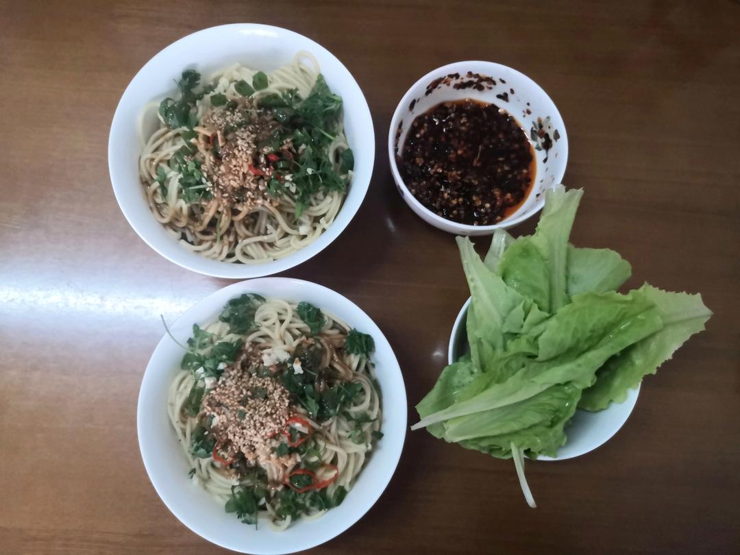 超简单超快手的热干面（小白也可以学会哦）