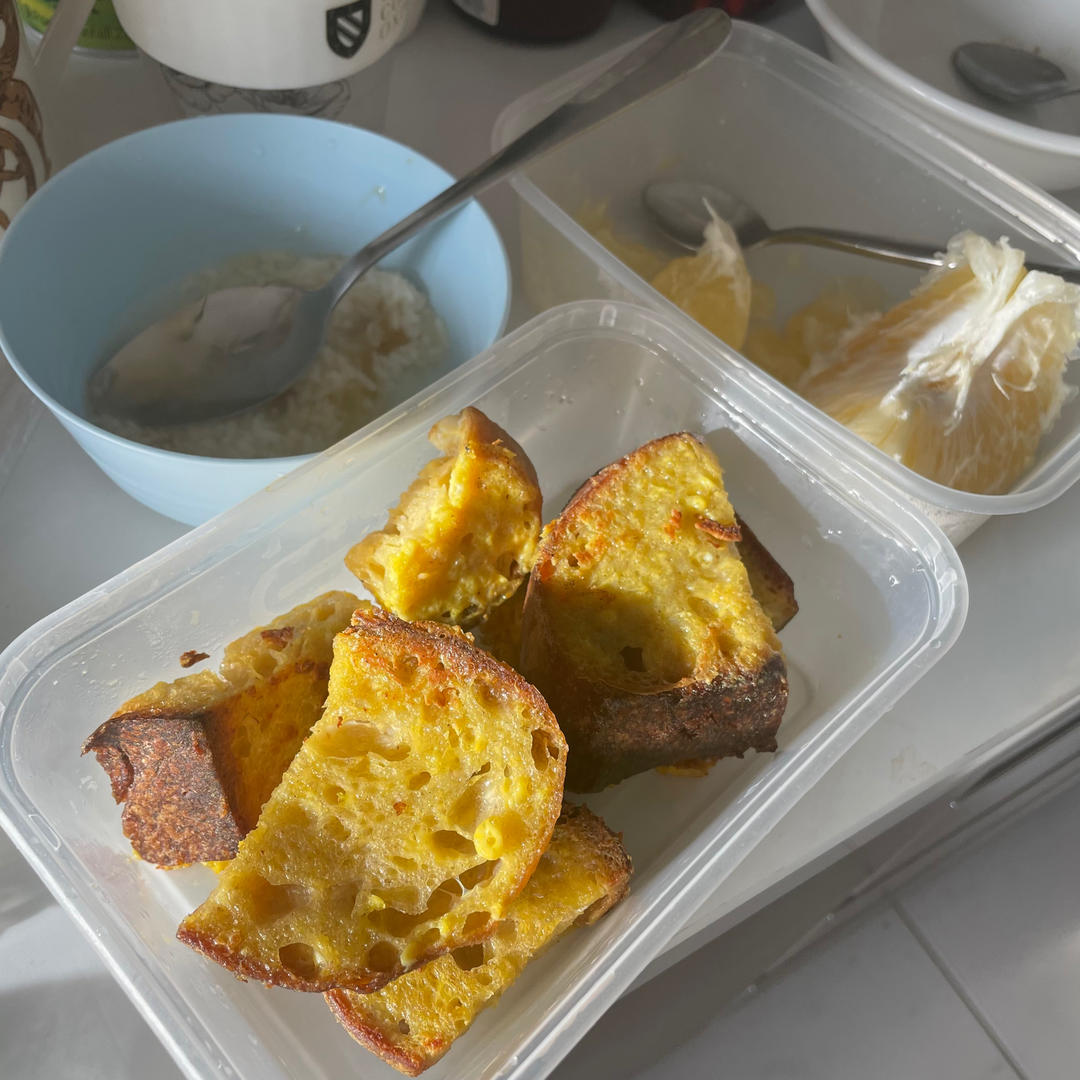 椰子油酒酿咸口蛋奶法棍【轻卡小食】