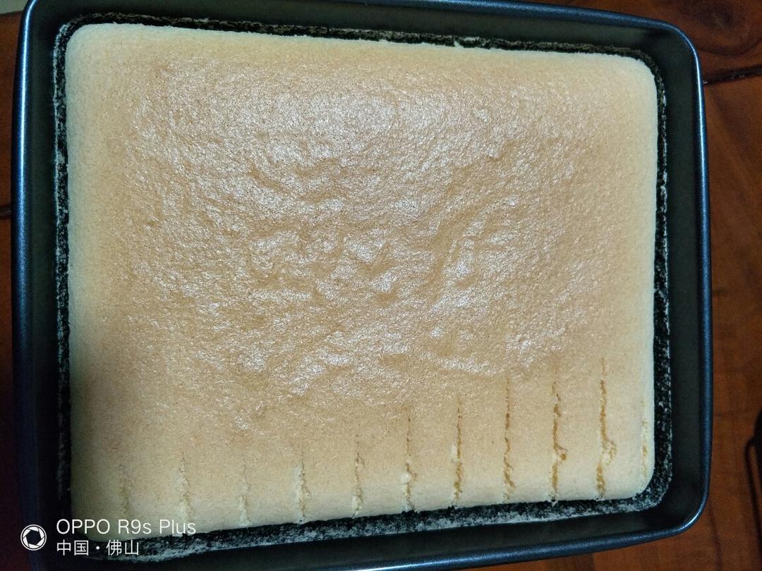 烤箱做蛋糕（戚风蛋糕的做法）