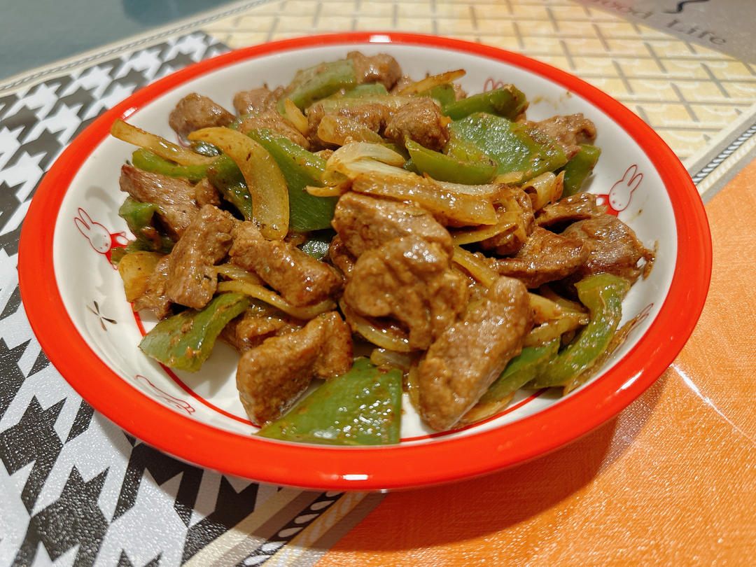 巨下饭的青椒炒牛肉粒