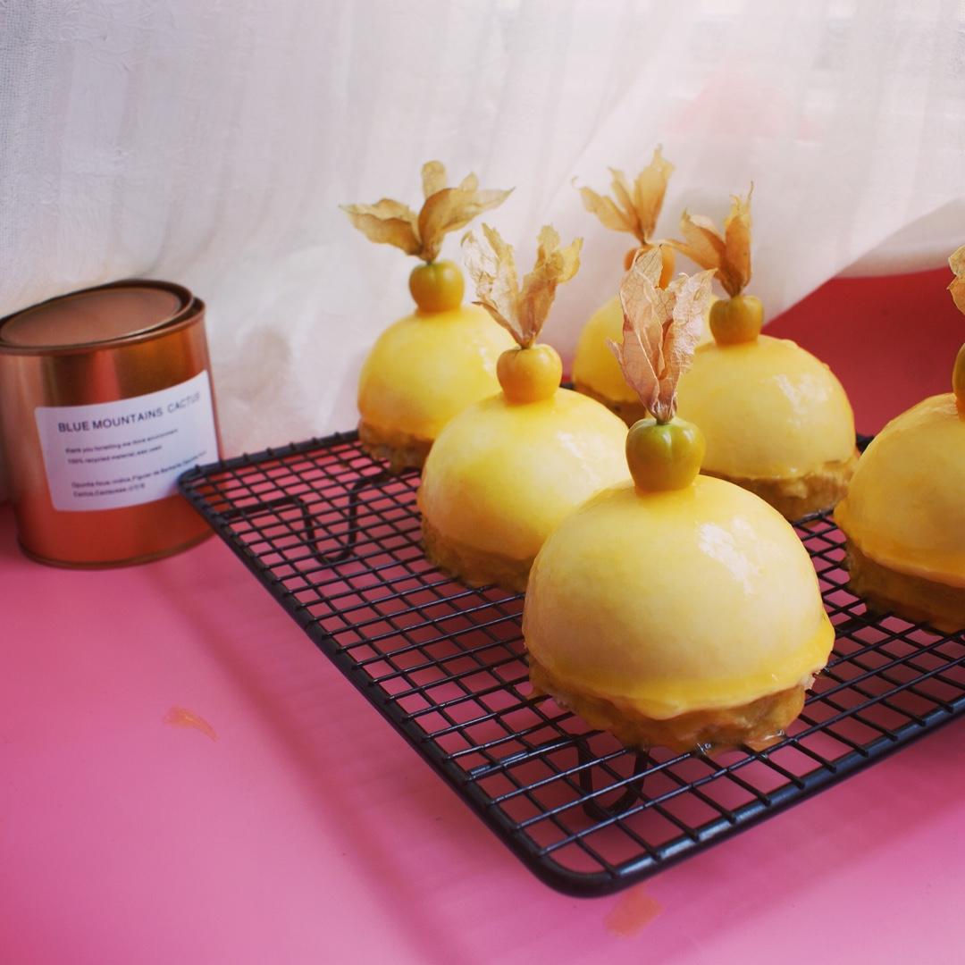 #拼颜值 也拼实力#Hakuna Matata-百香果芒果配椰子慕斯