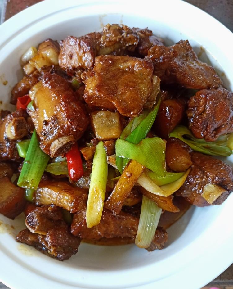 红烧排骨五花肉