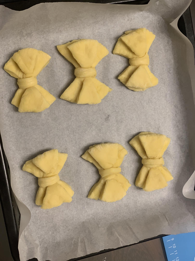 满满少女心的蝴蝶结🎀面包