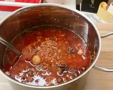 干煸五花肉油辣椒
