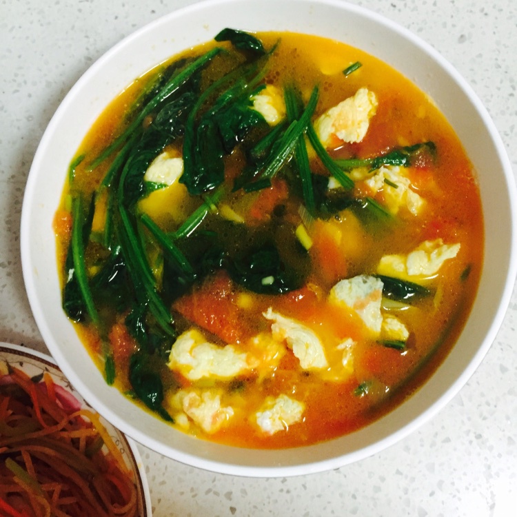 清秋做的番茄鸡蛋菠菜汤