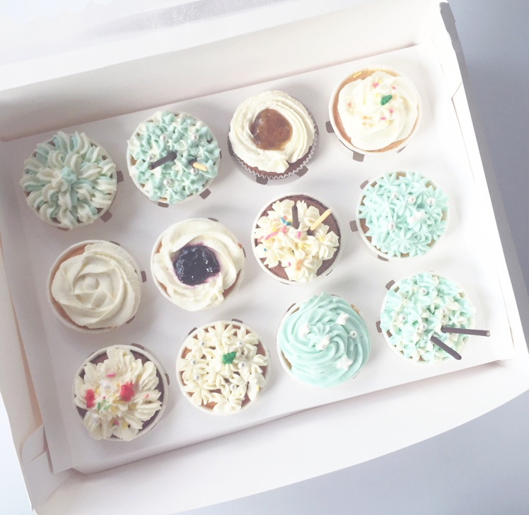 鲜奶油戚风杯子蛋糕（纸杯蛋糕）