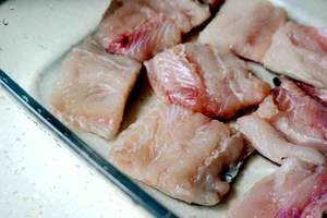 日式烤鳗鱼的做法 步骤2