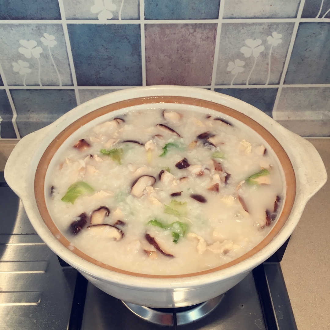 香菇鸡肉粥