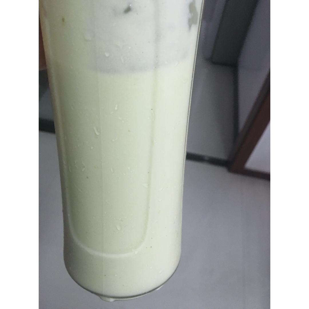 牛油果奶昔
