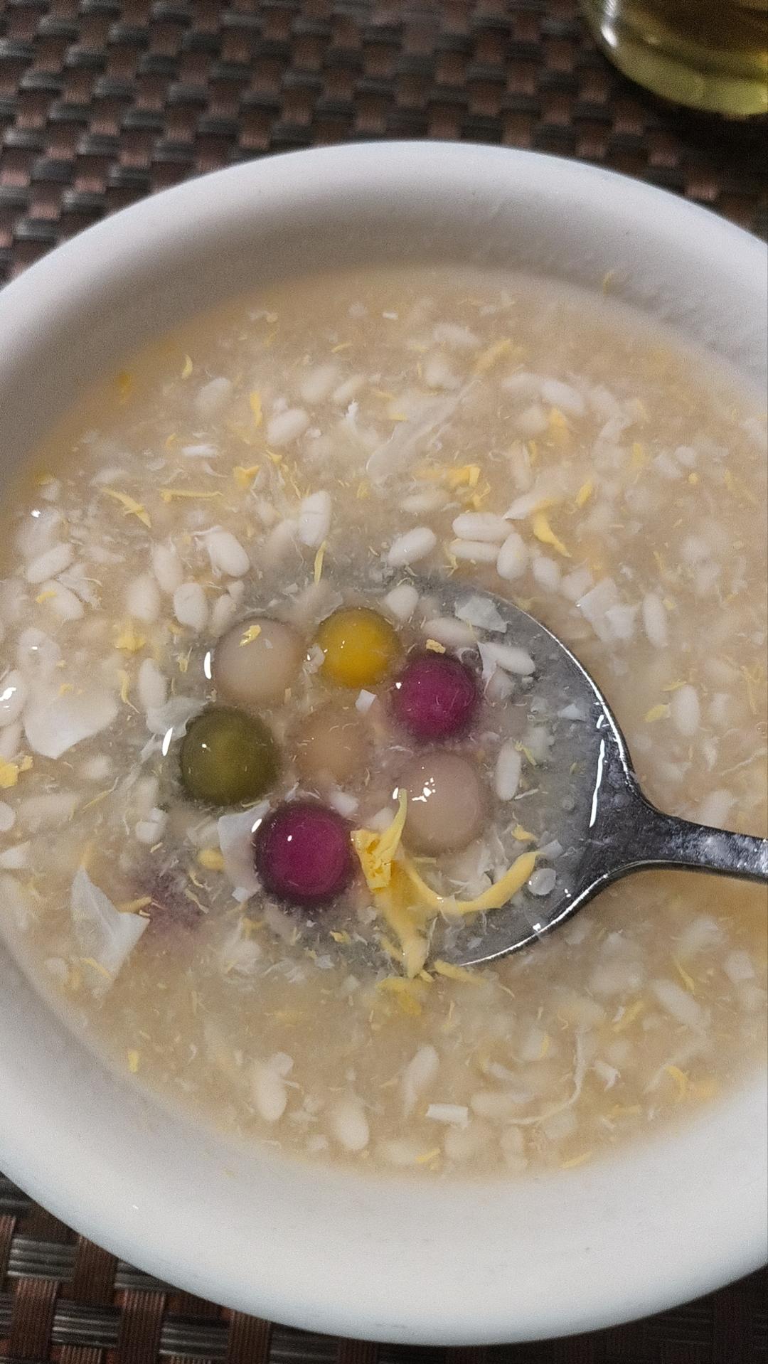 酒酿南瓜紫薯芋圆