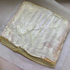 蛋糕卷（乳酪，红丝绒）的做法 步骤22