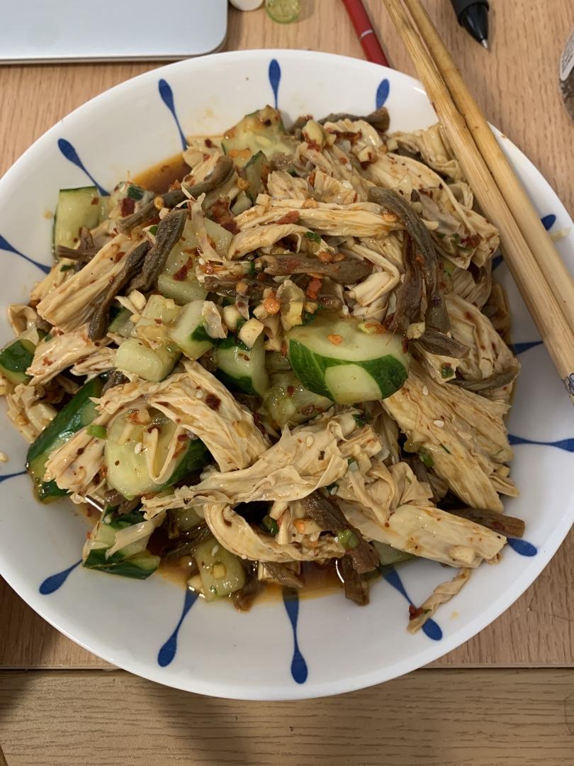 凉拌腐竹黄瓜