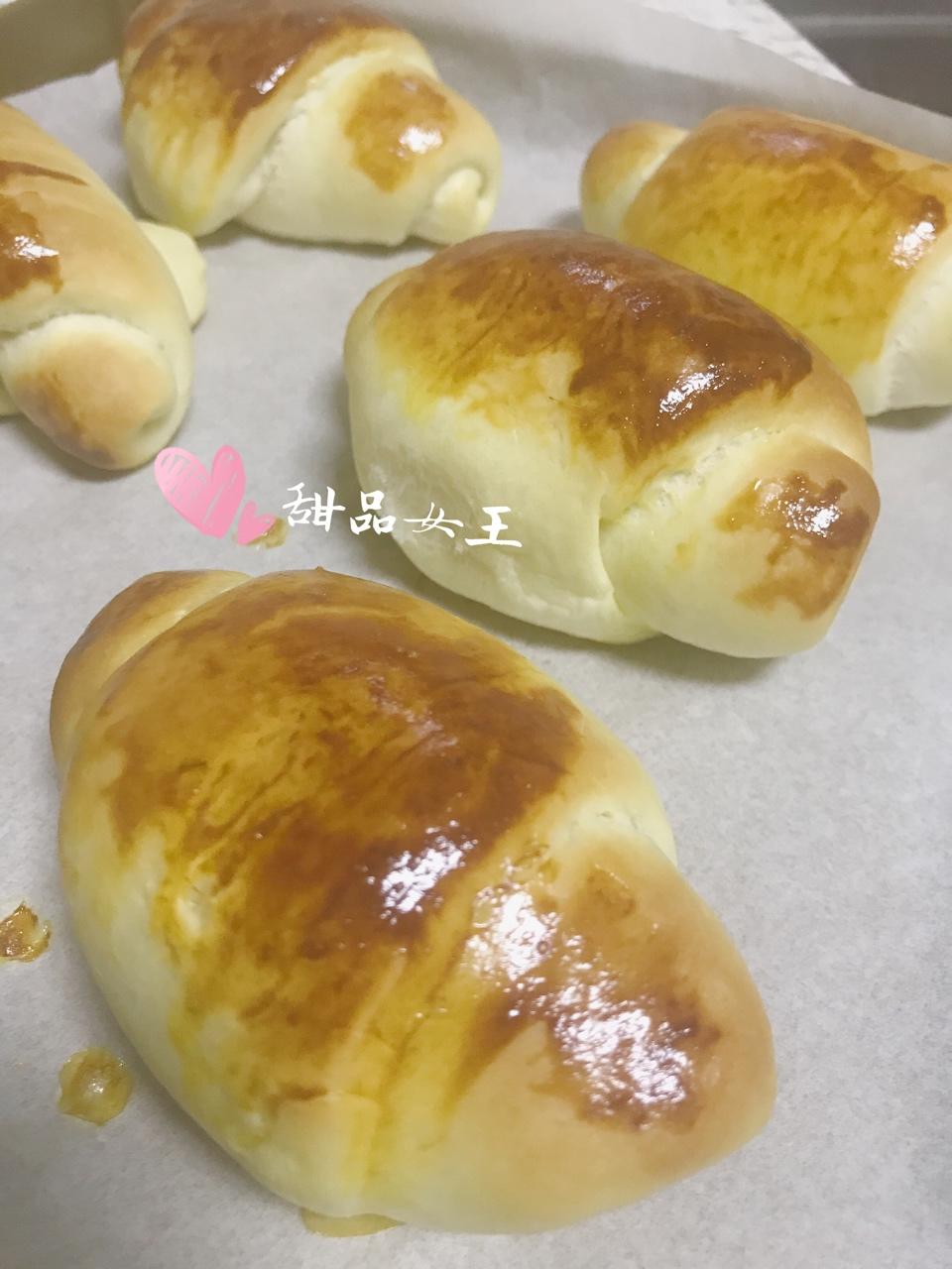 黄油面包卷