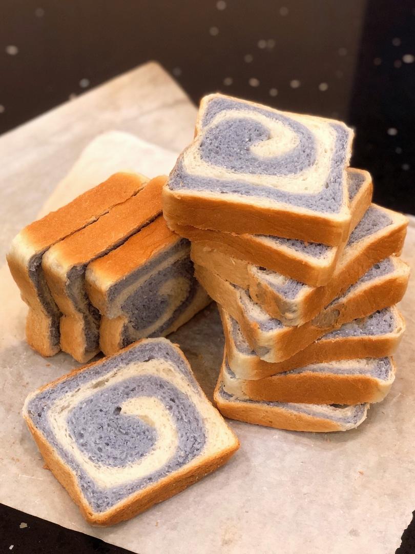 软到拿不起来的生吐司