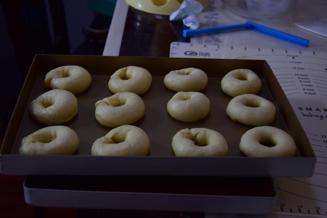 脆皮肠仔餐包