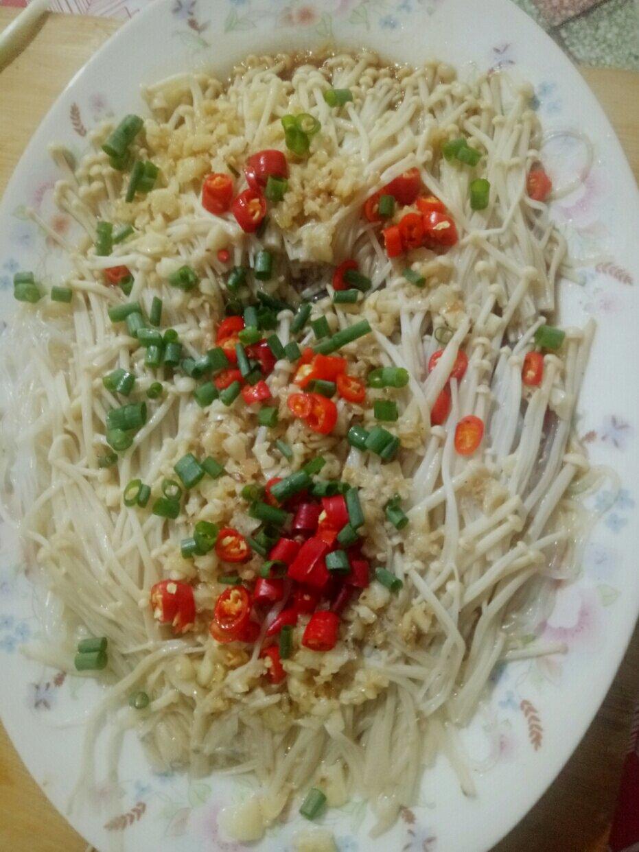 蒜蓉蒸金针菇粉丝（小心上瘾）