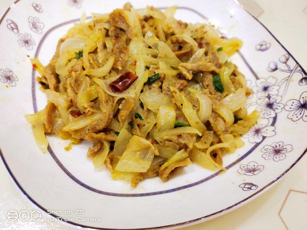 洋葱炒牛肉