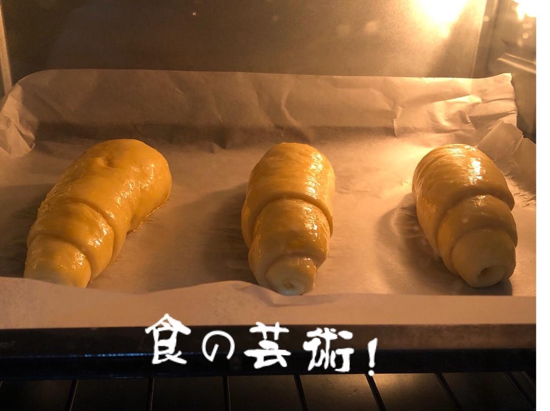 奶香浓郁易上手的鸡蛋鲜奶卷