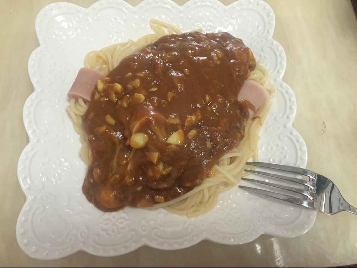 咖喱芝士穿肠意面