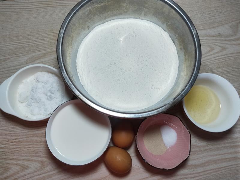 纯奶手撕吐司的做法 步骤1