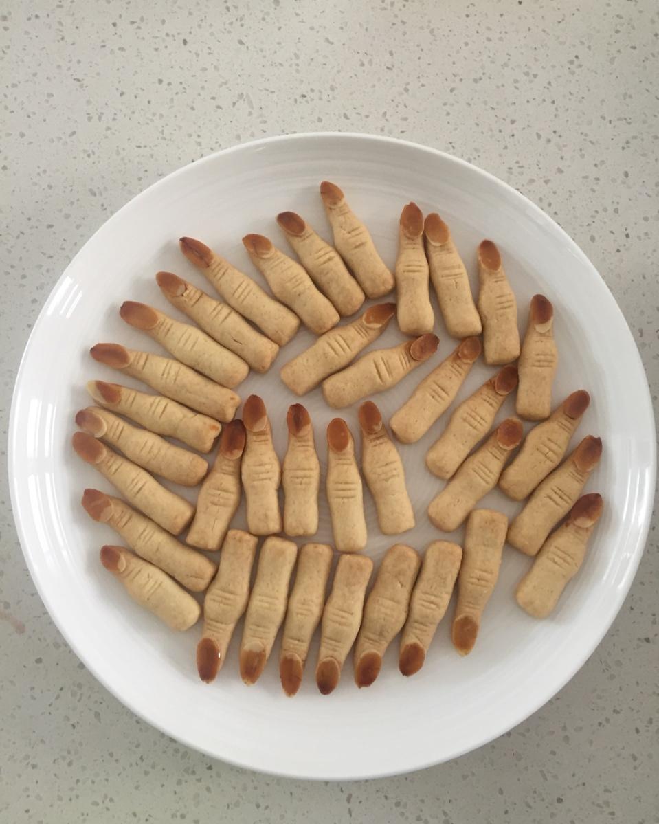 万圣节女巫的手指