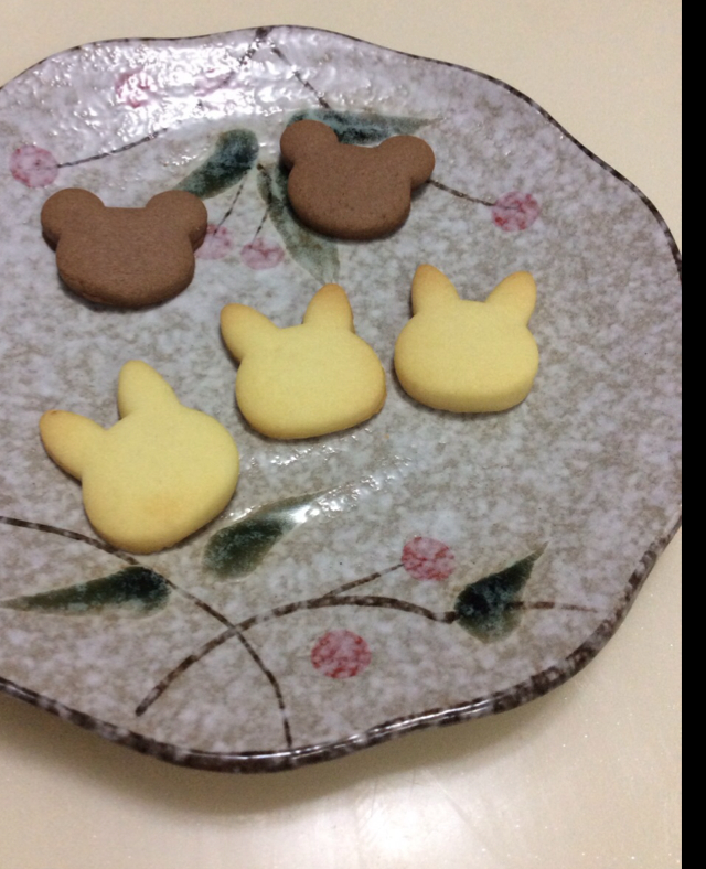 超简单！好吃又平整的糖霜饼干底的做法（附贴心小提示哦）